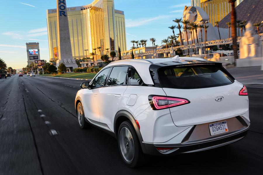  Hyundai NEXO 2018 года  (NA) (фото 30 из 83)